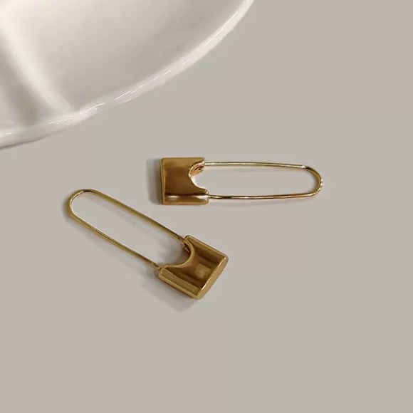 Paperclip lock earrings - Picture 6 of 7